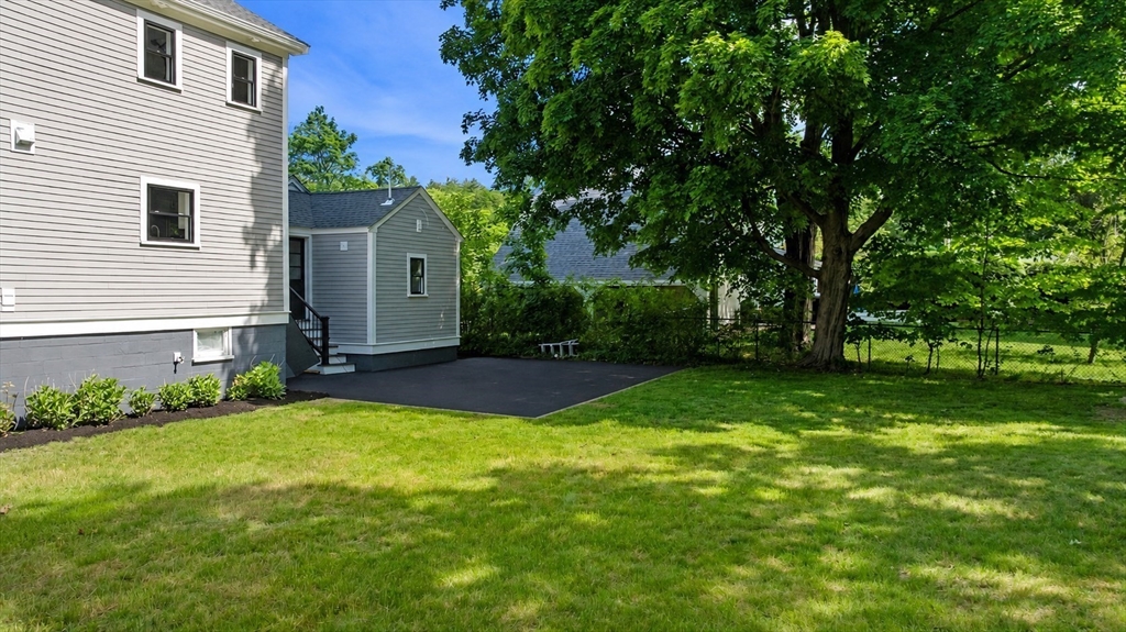 95 Greenwood Avenue