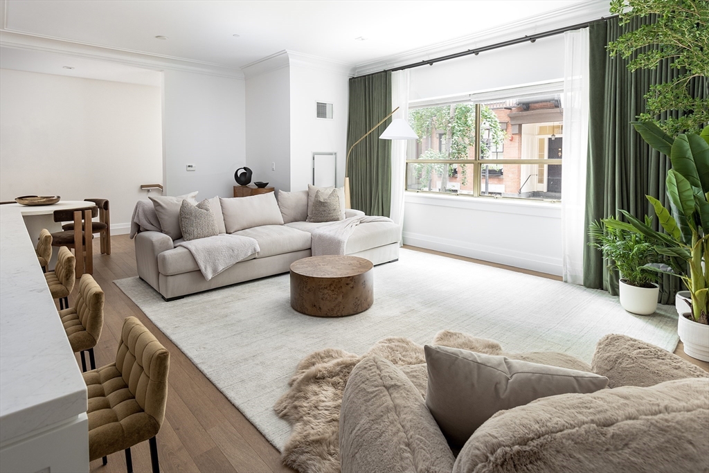 45 Temple St # 103