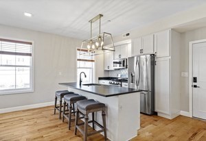 14 Williams Street # 2