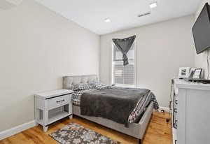 14 Williams Street # 2