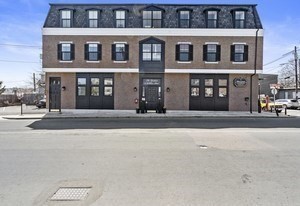 14 Williams Street # 2