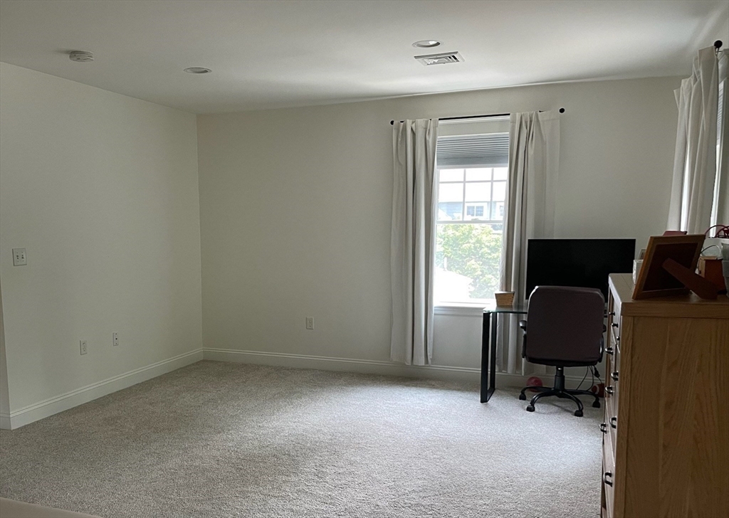 52 Riverdale Road # 52