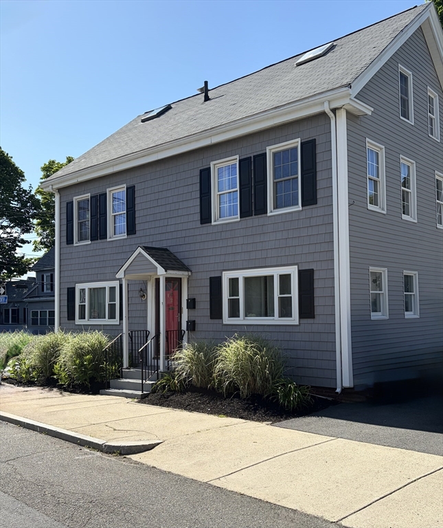 2 Pomeworth Street # 2
