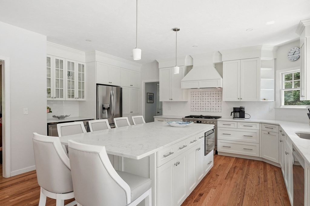 6 Nokomis Way
