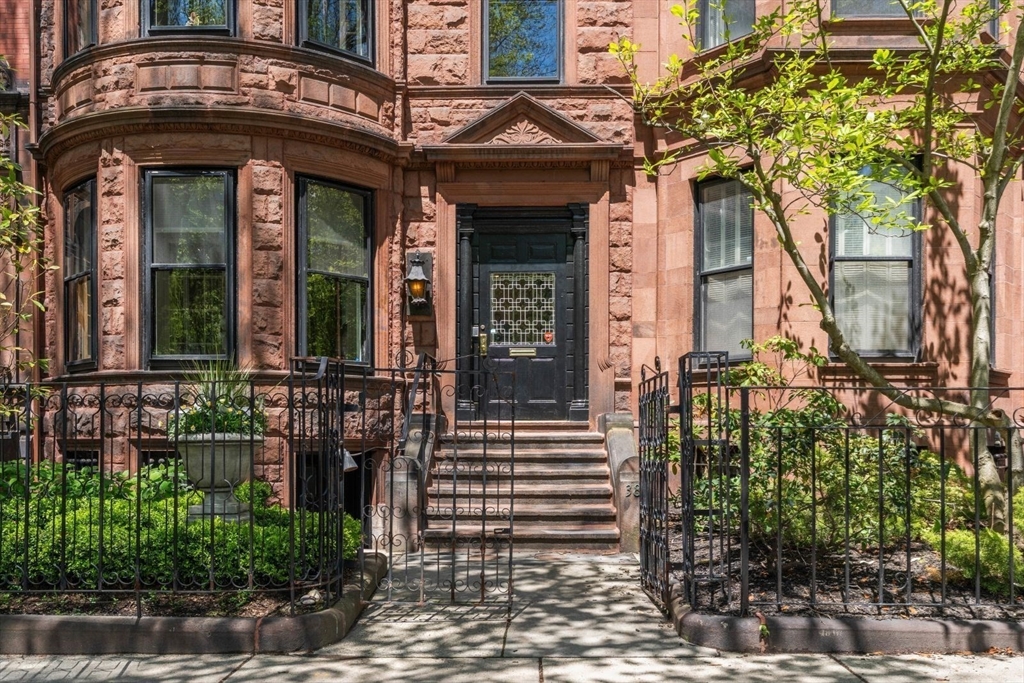 389 Commonwealth Avenue # B