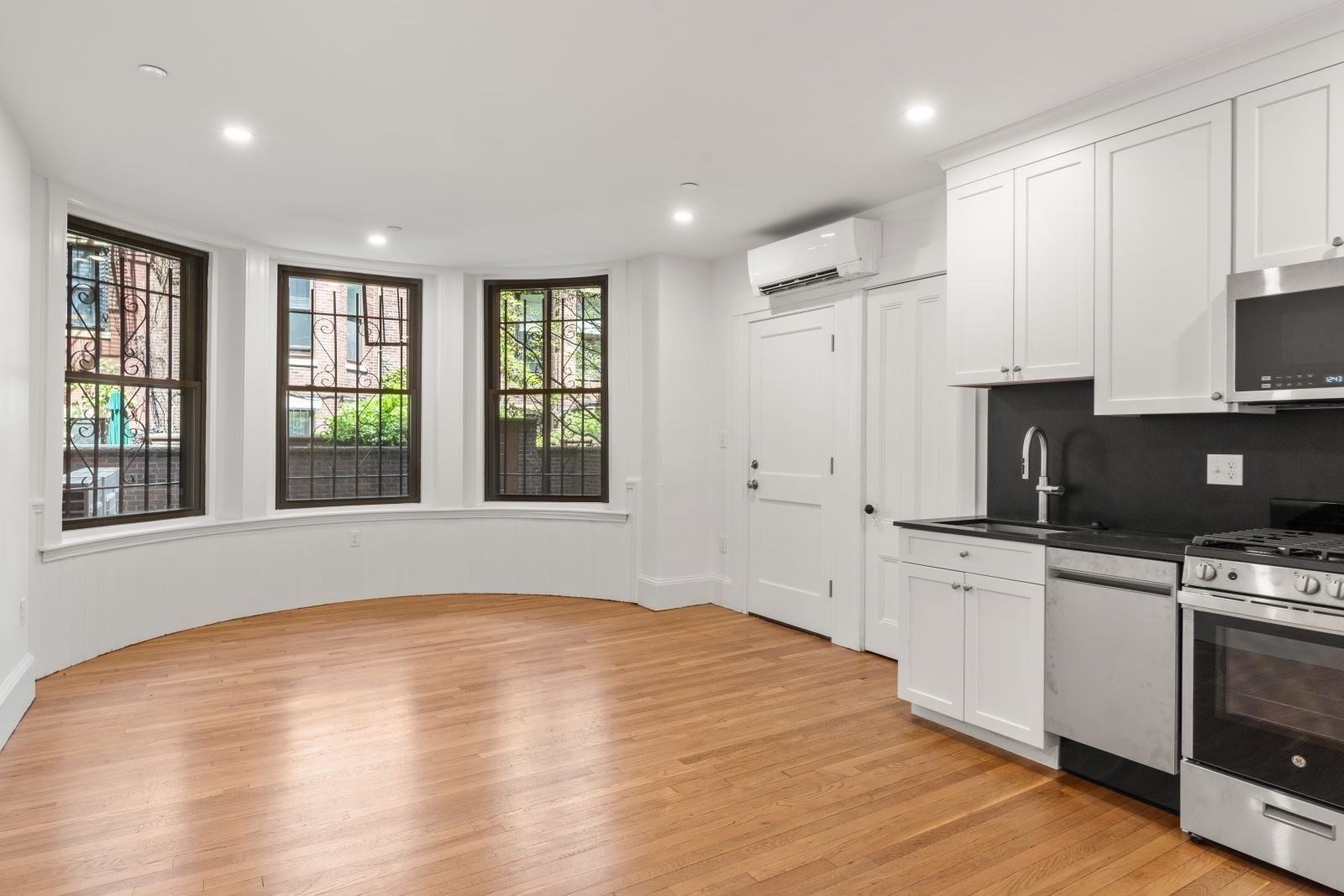 389 Commonwealth Avenue # B