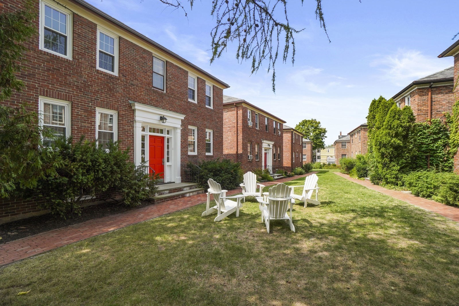 1 Garden Court # 1