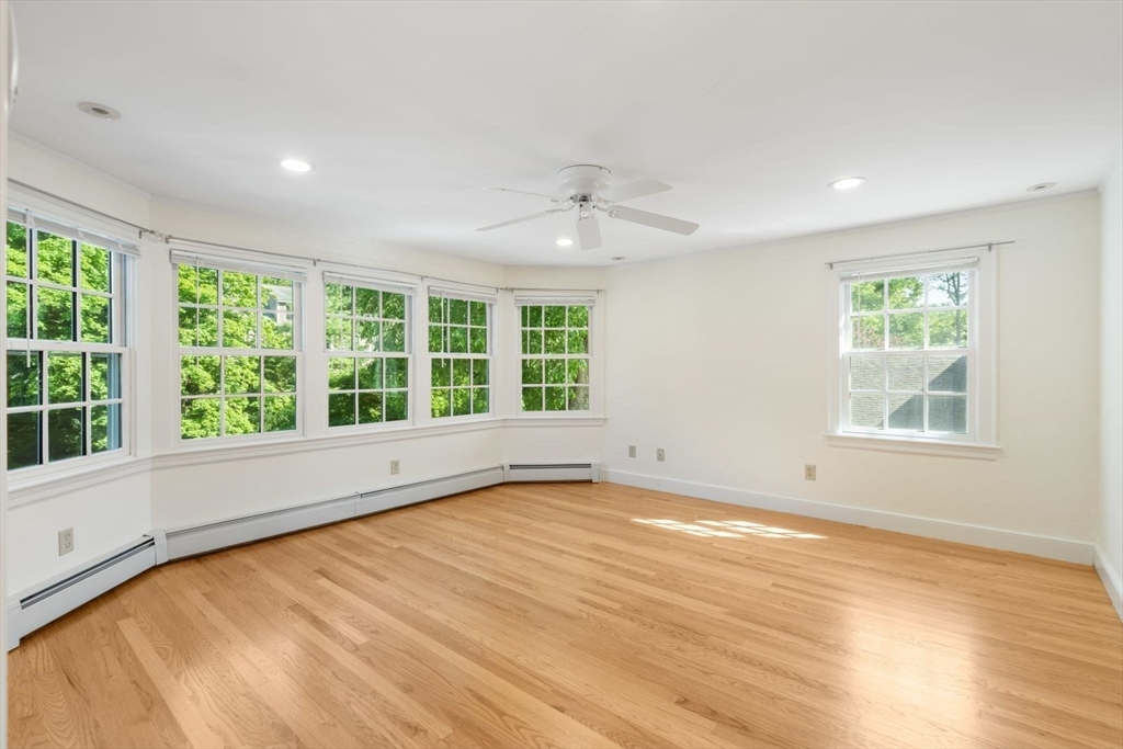 82 Allen Avenue Unit: SF