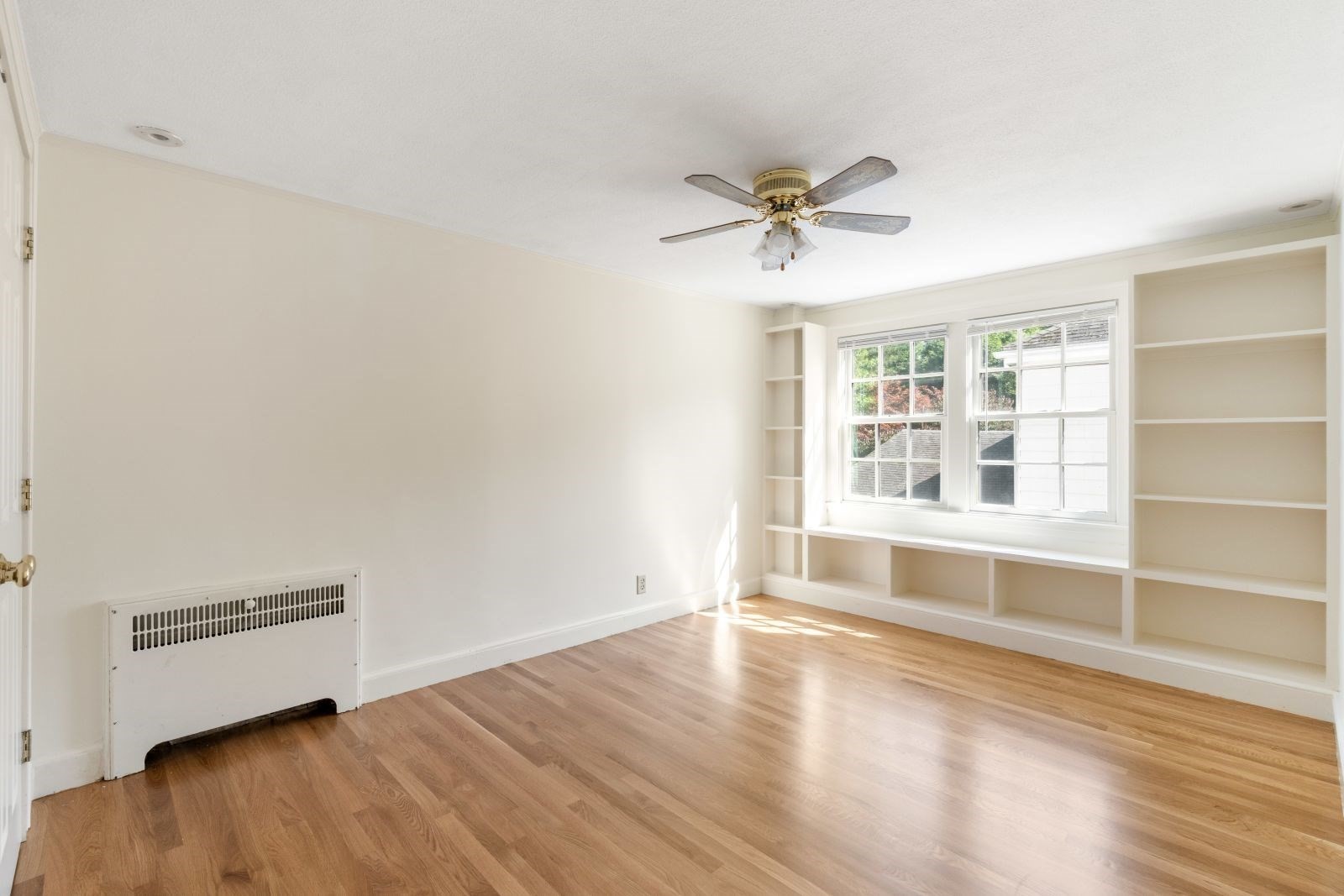 82 Allen Avenue Unit: SF