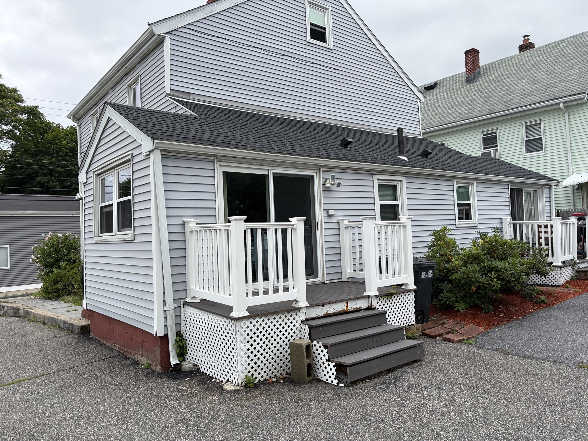 22 Emerson Street # 22