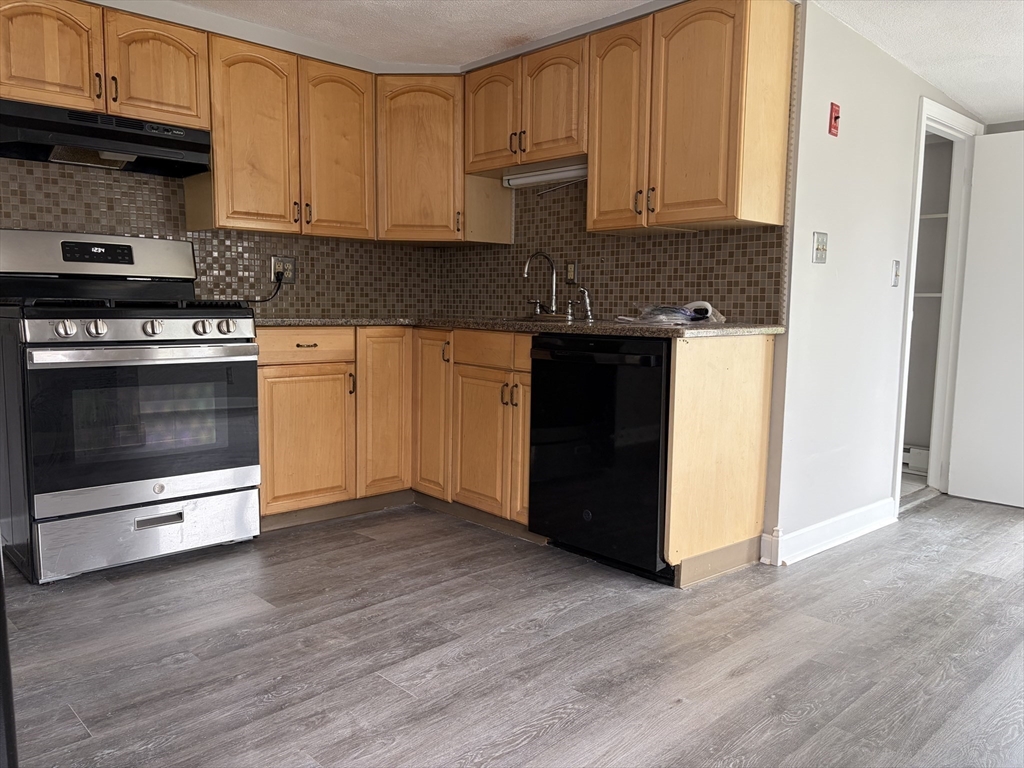 22 Emerson Street # 22