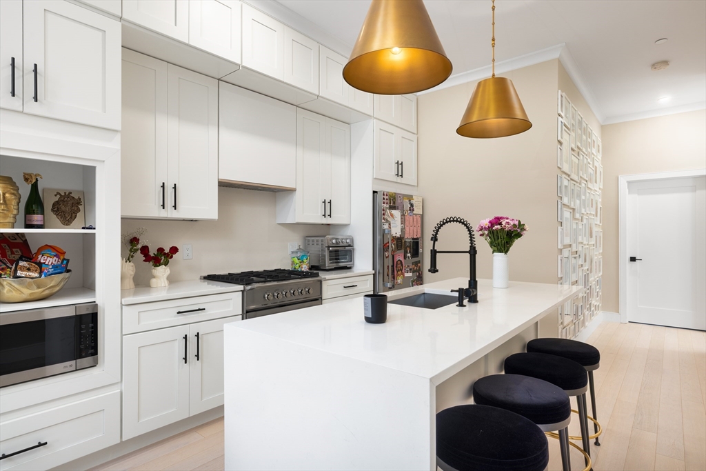 3 S Whitney Street # 7