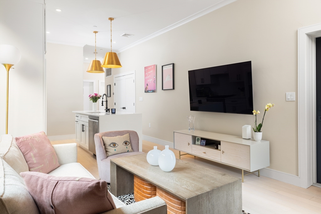 3 S Whitney Street # 7