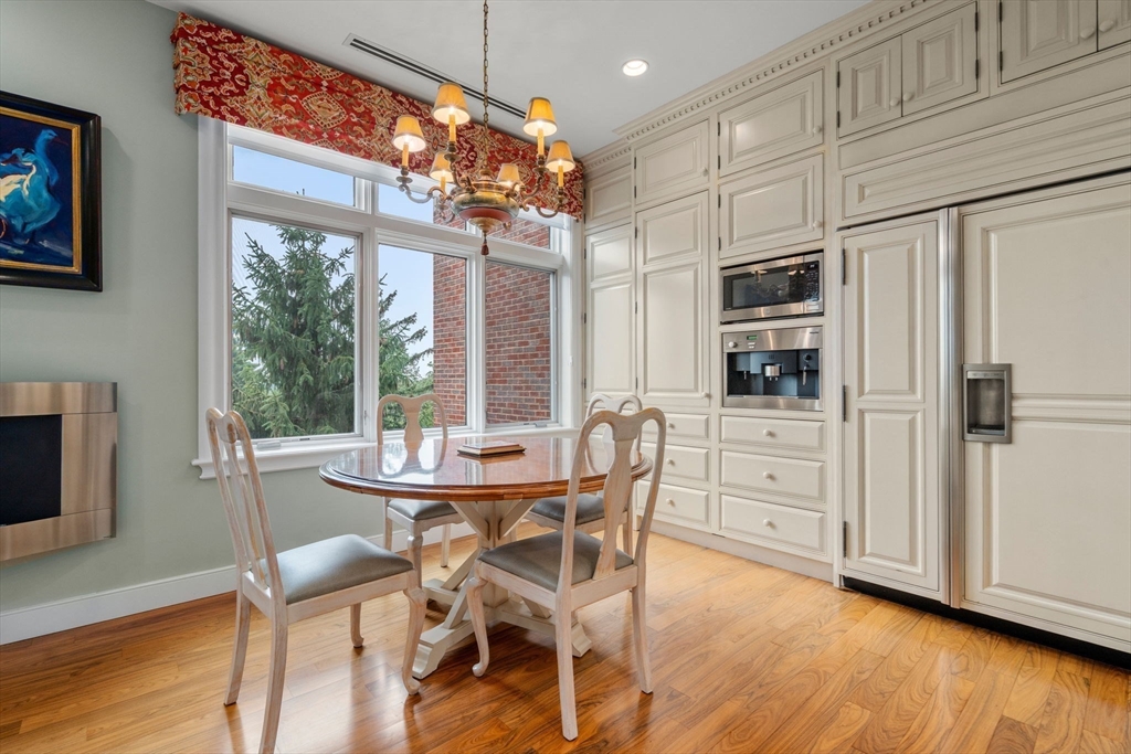 120 Seaver Street Unit: U:C401