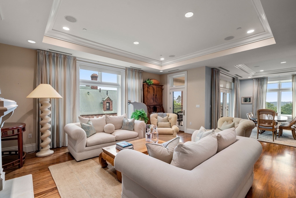 120 Seaver Street Unit: U:C401
