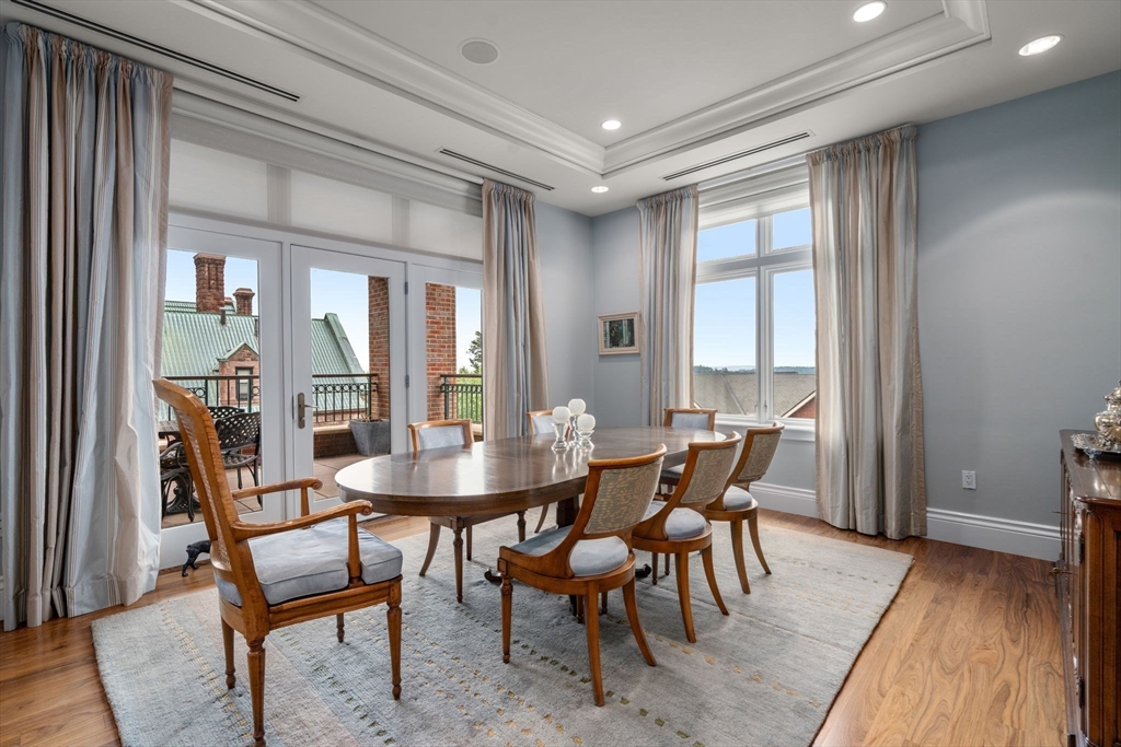 120 Seaver Street Unit: U:C401