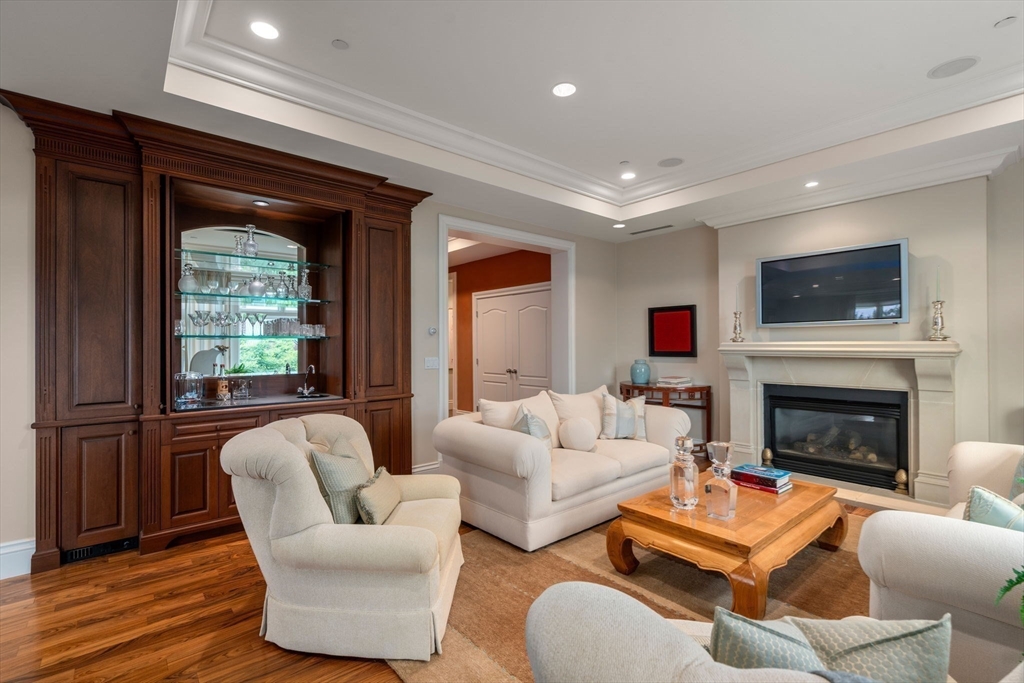 120 Seaver Street Unit: U:C401