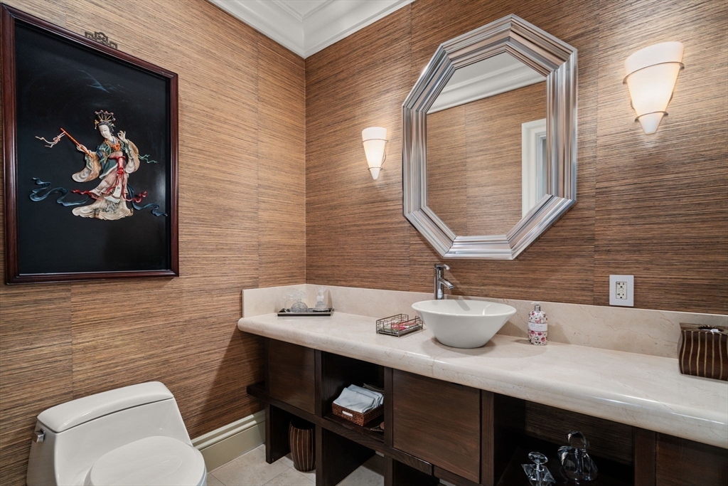 120 Seaver Street Unit: U:C401