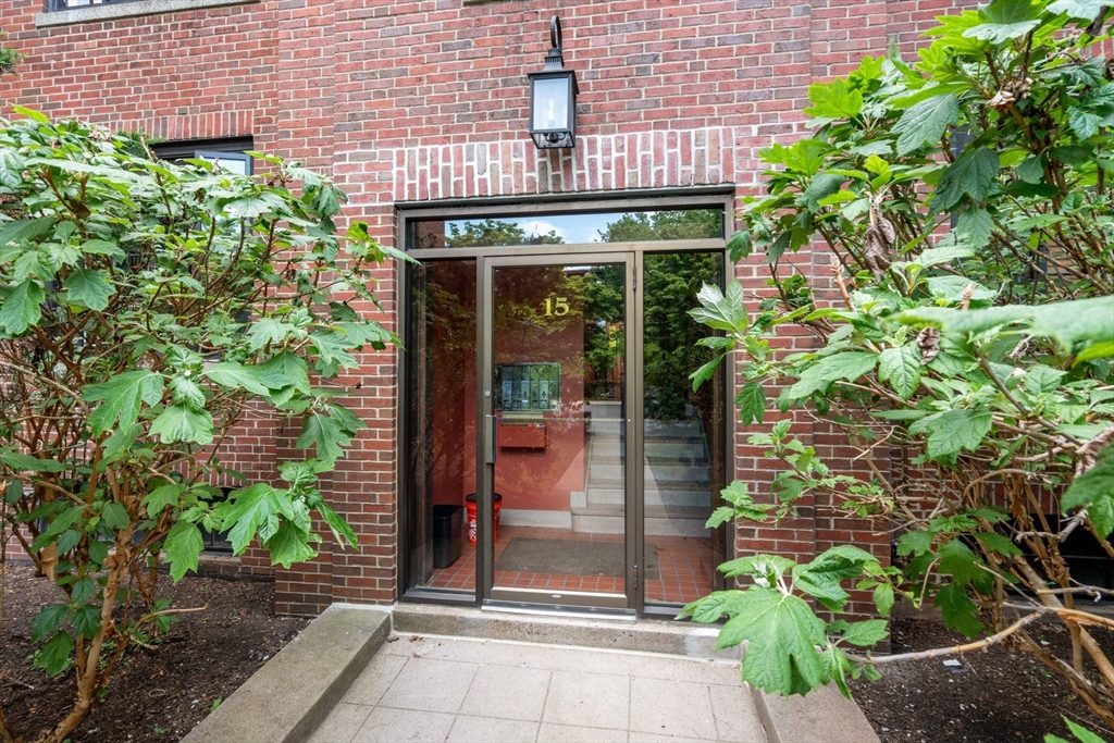 15 Monmouth Court # 5