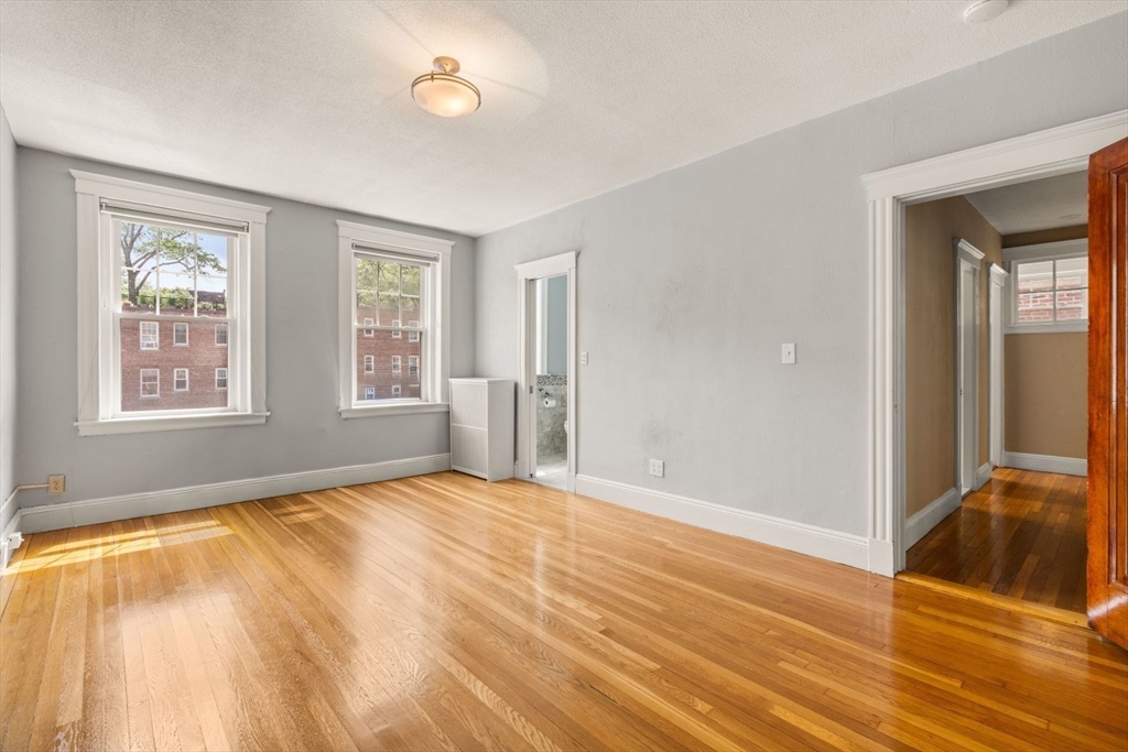 20 Egmont Street # 4