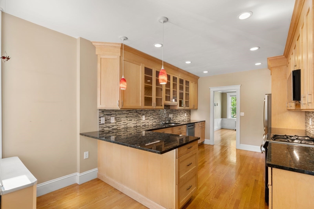 20 Egmont Street # 4