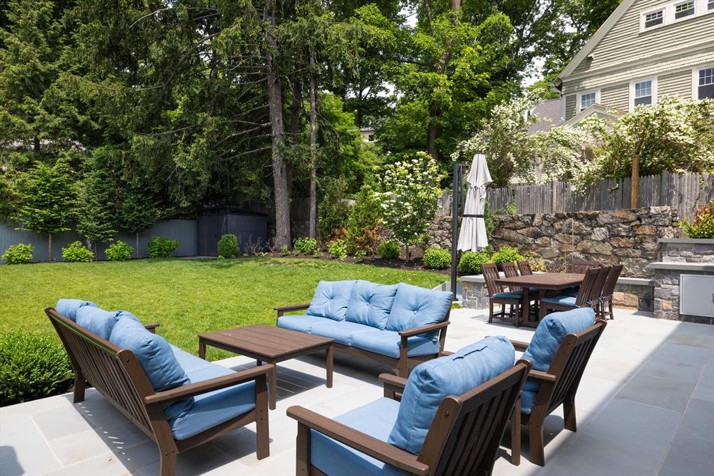 221 Gardner Rd