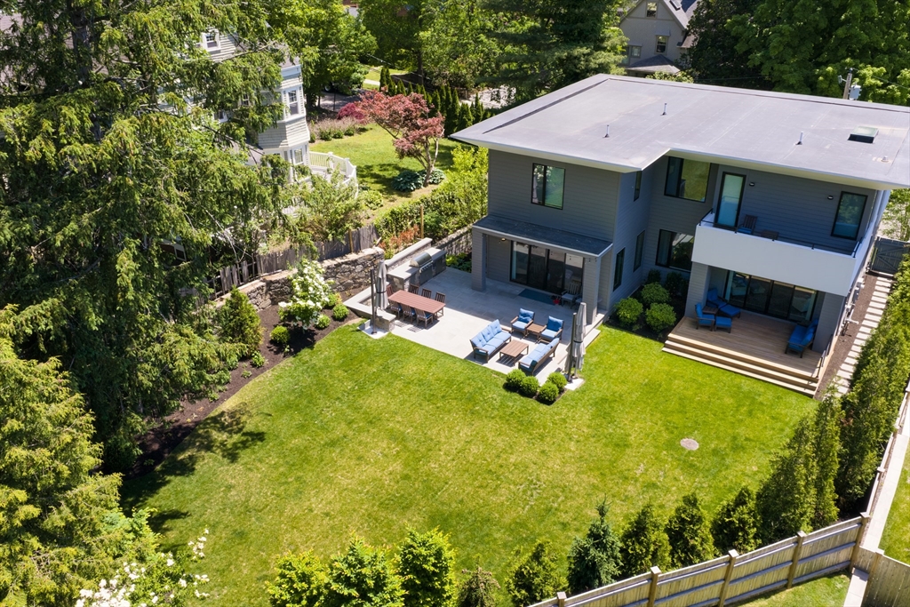 221 Gardner Rd