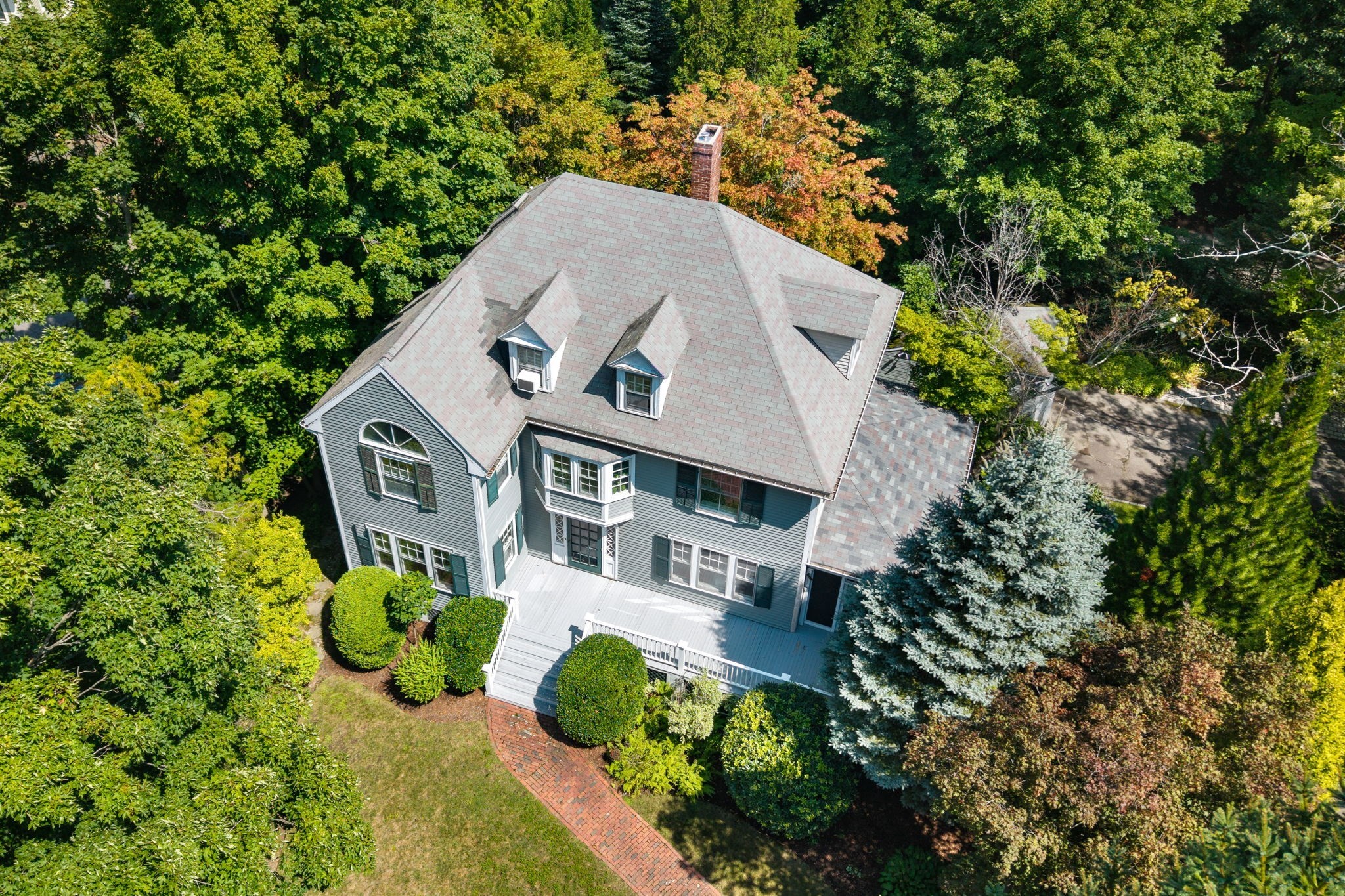 10 Hayes Avenue