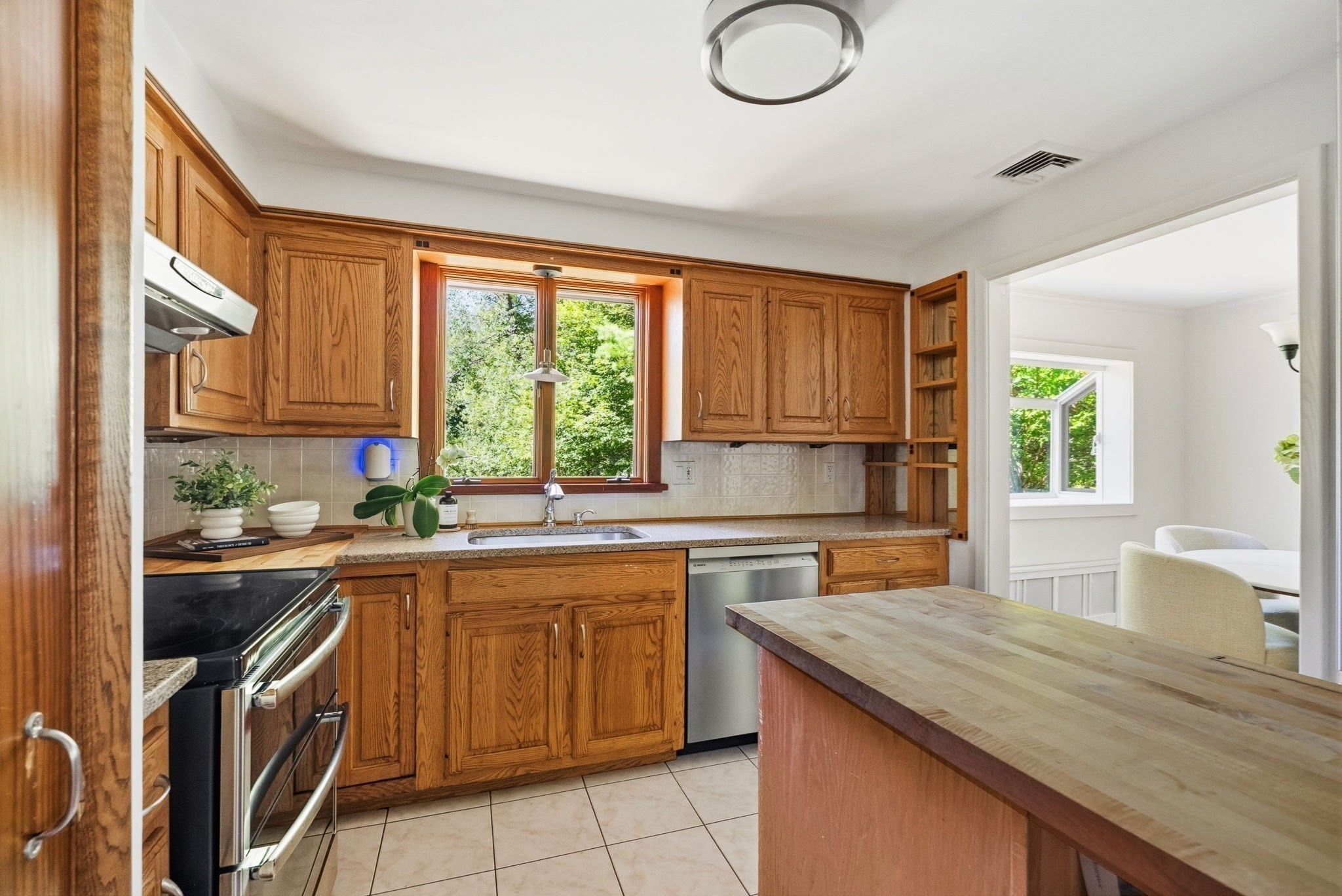 126 Lexington Road
