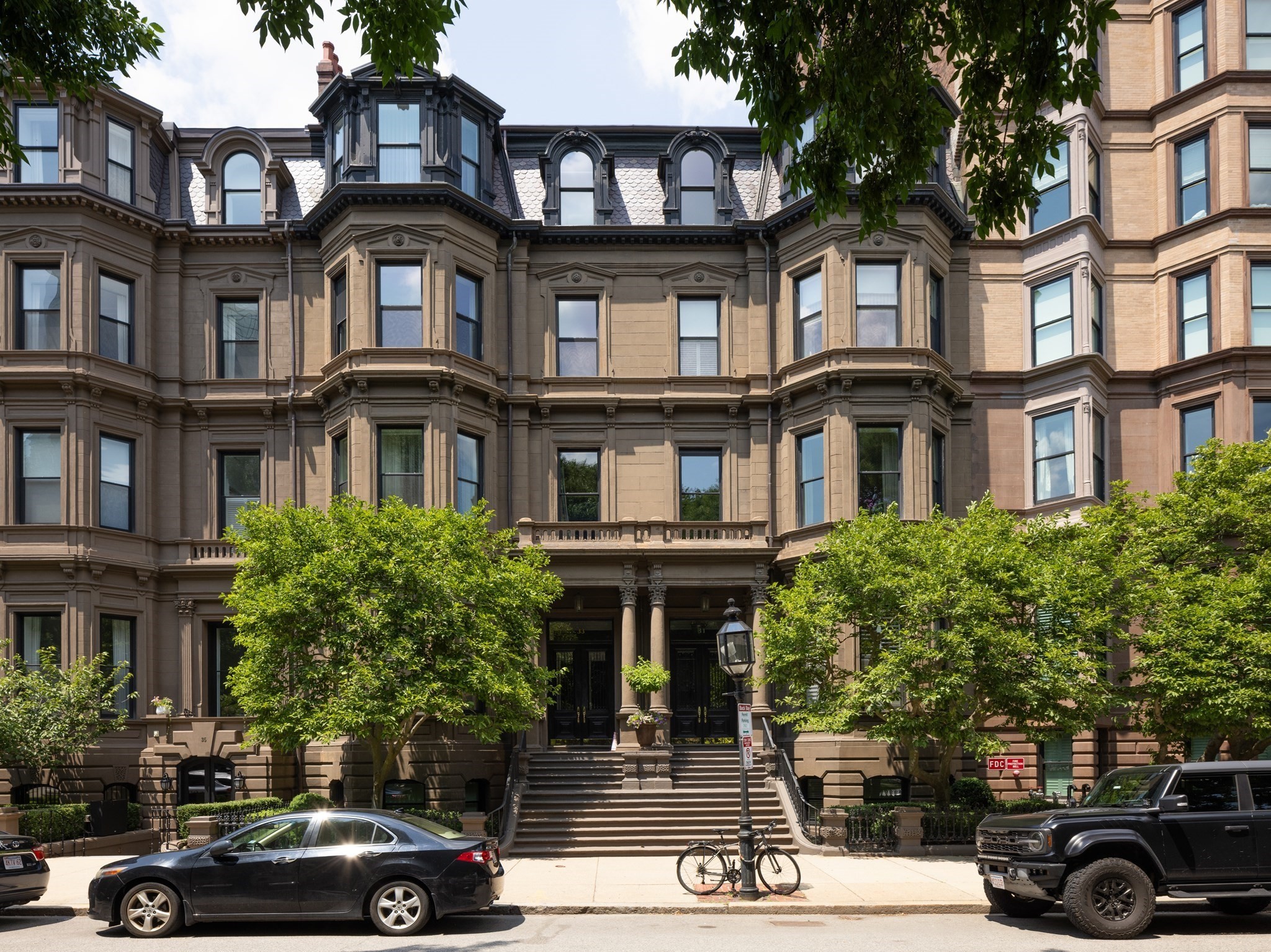 33 Commonwealth Ave # 5
