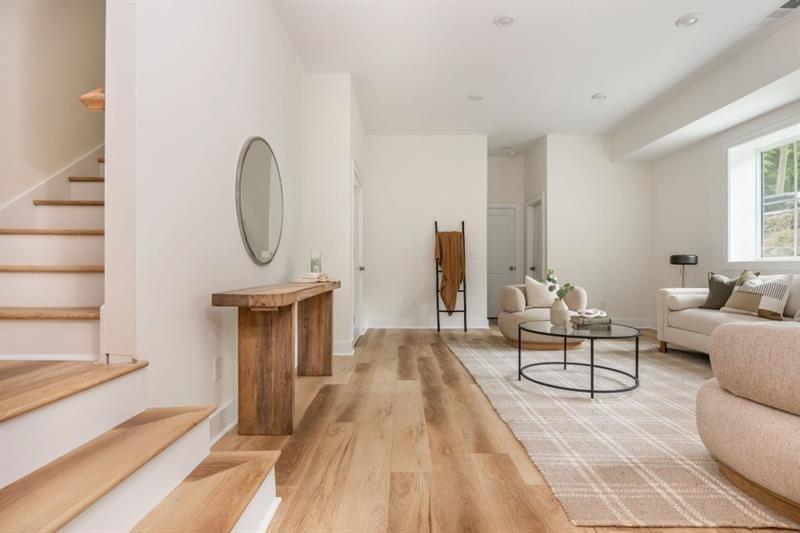 38 Mildred Place NW