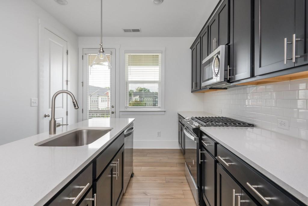 1529 Layton Lane
