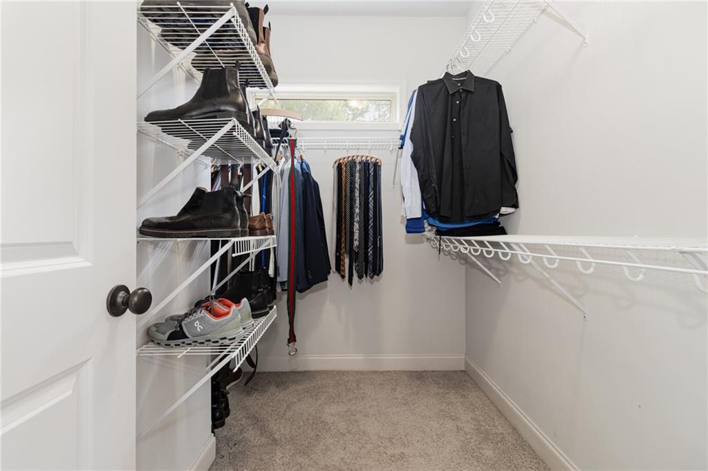 1065 Devine Circle NE