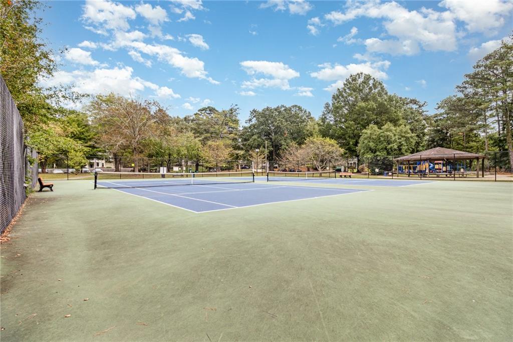 1065 Devine Circle NE