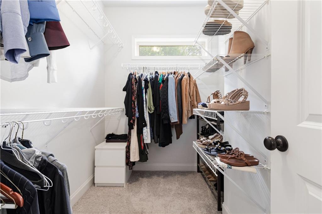 1065 Devine Circle NE