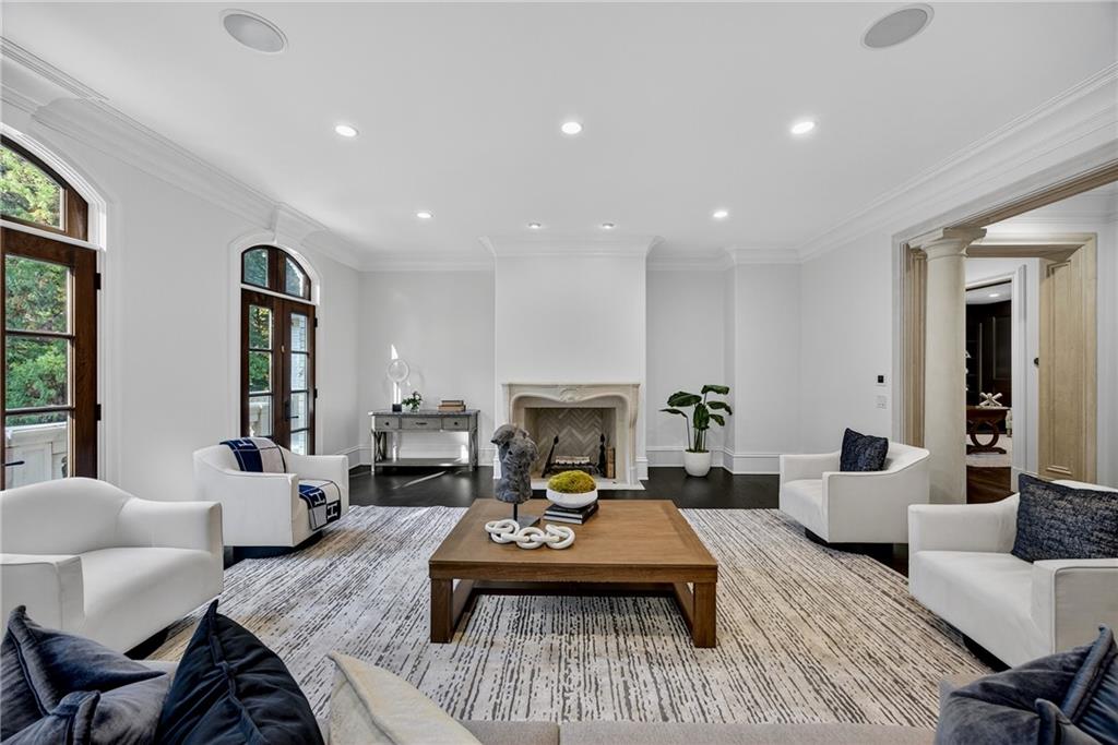 1250 Beechwood Hills Court NW