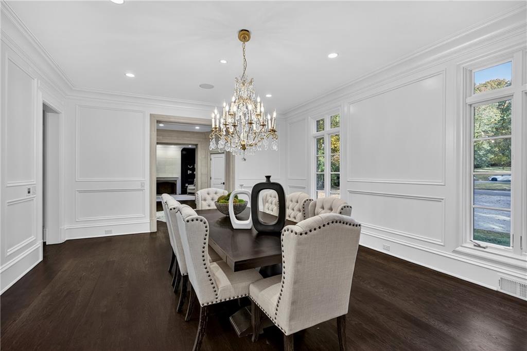 1250 Beechwood Hills Court NW