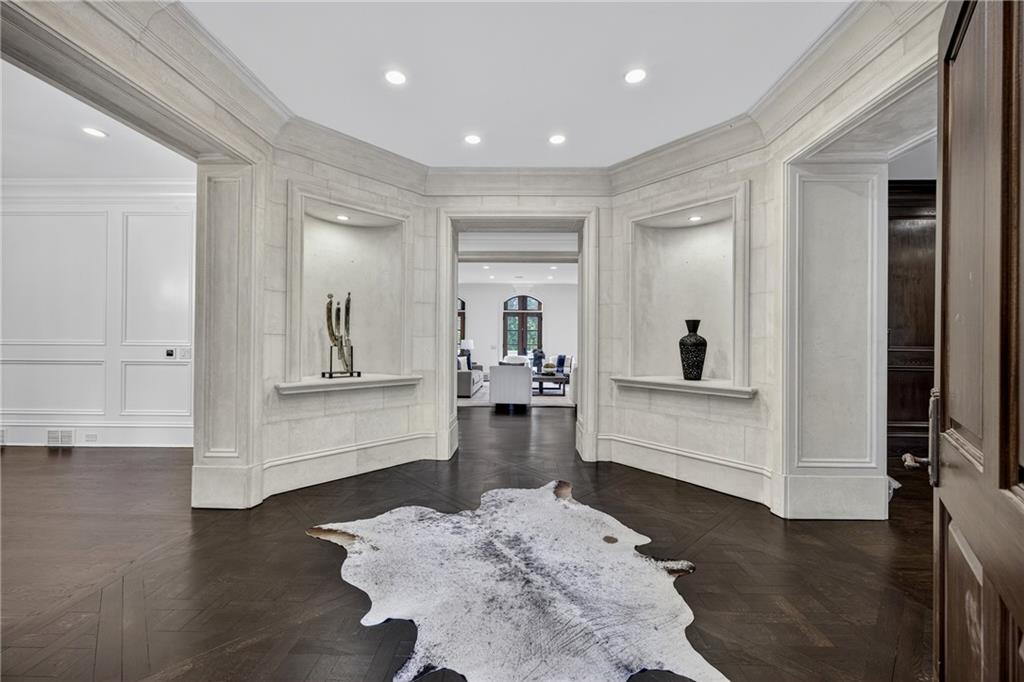 1250 Beechwood Hills Court NW