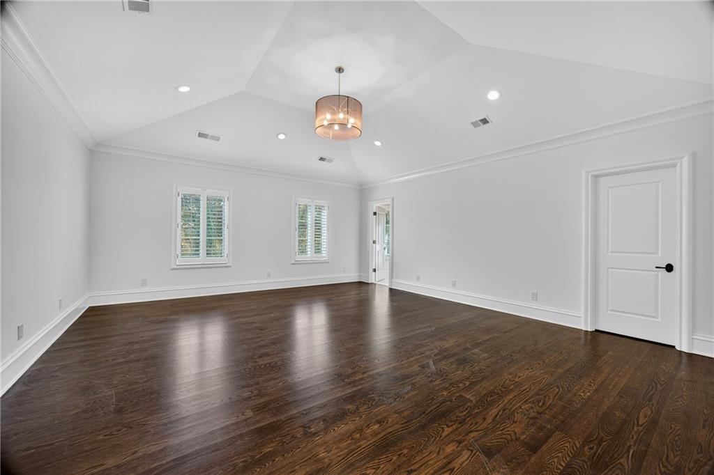 1250 Beechwood Hills Court NW