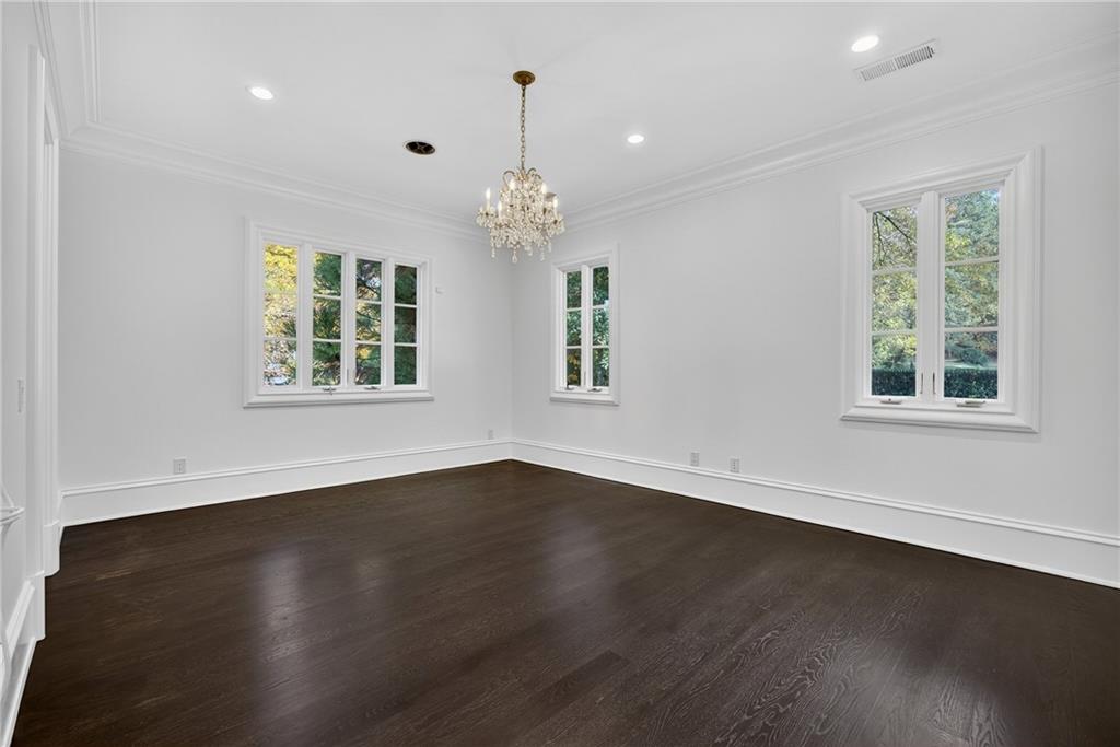 1250 Beechwood Hills Court NW