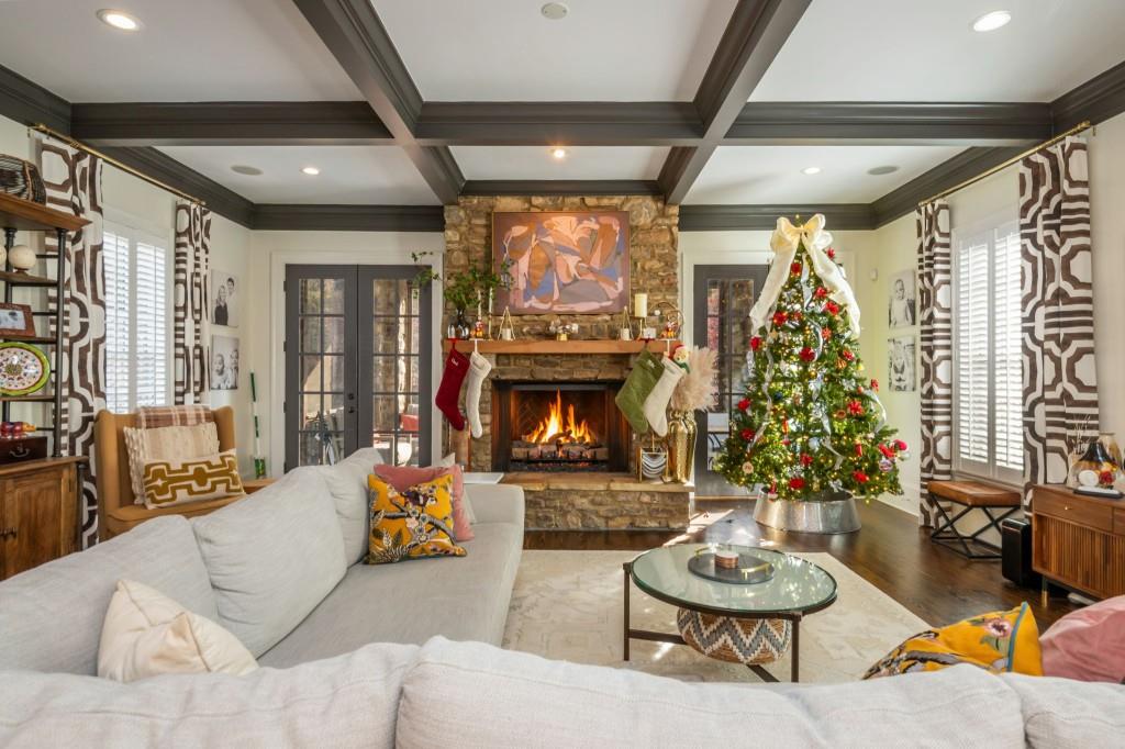 1265 University Drive