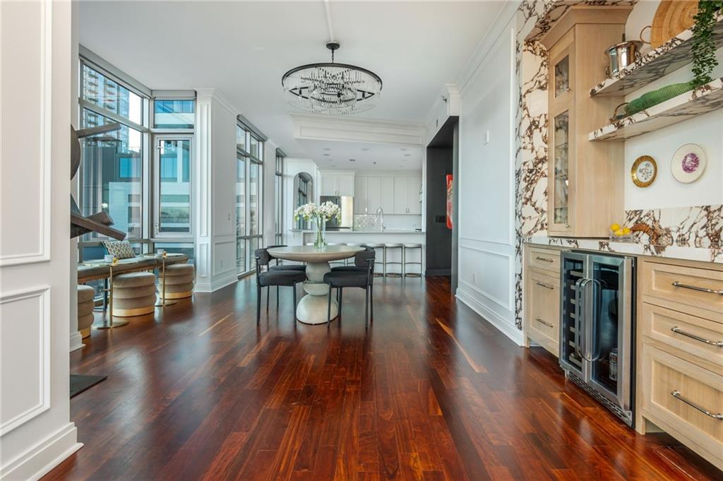 905 Juniper Street NE Unit 705