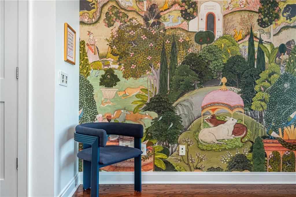 905 Juniper Street NE Unit 705