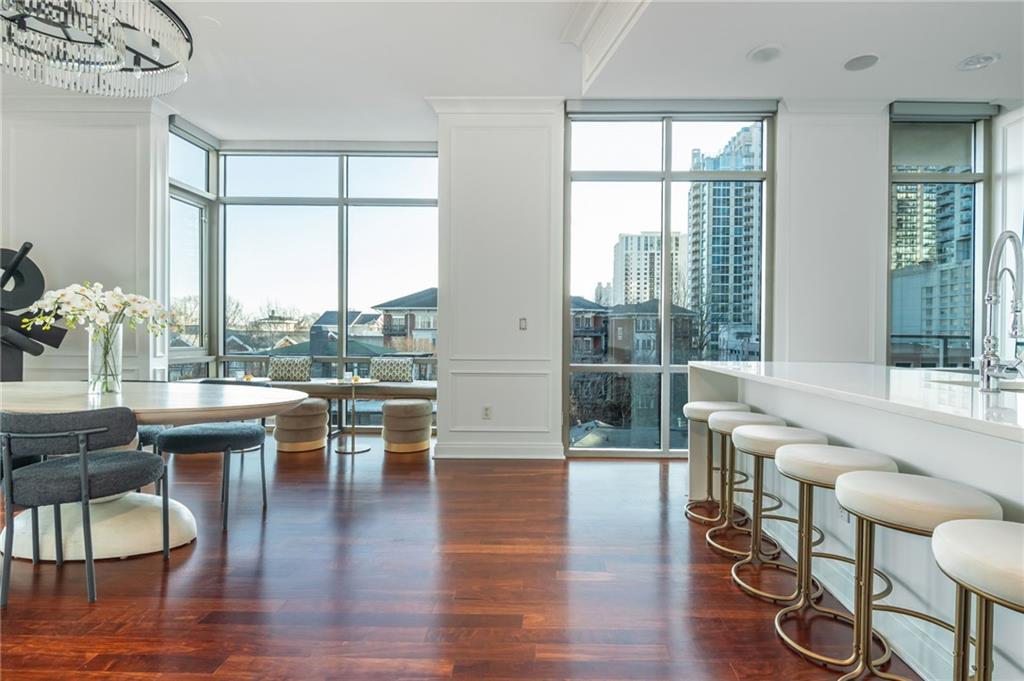 905 Juniper Street NE Unit 705