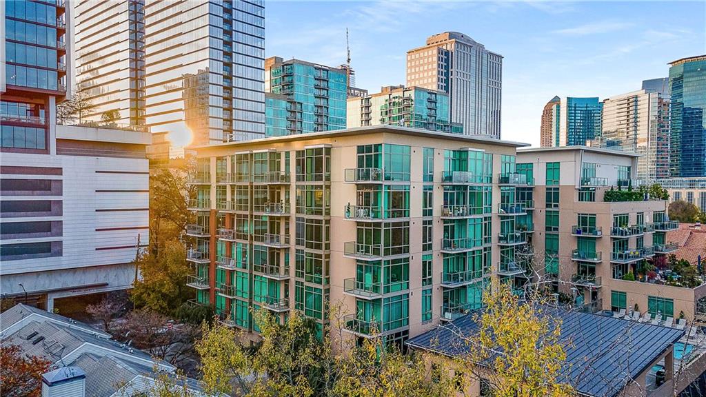 905 Juniper Street NE Unit 705