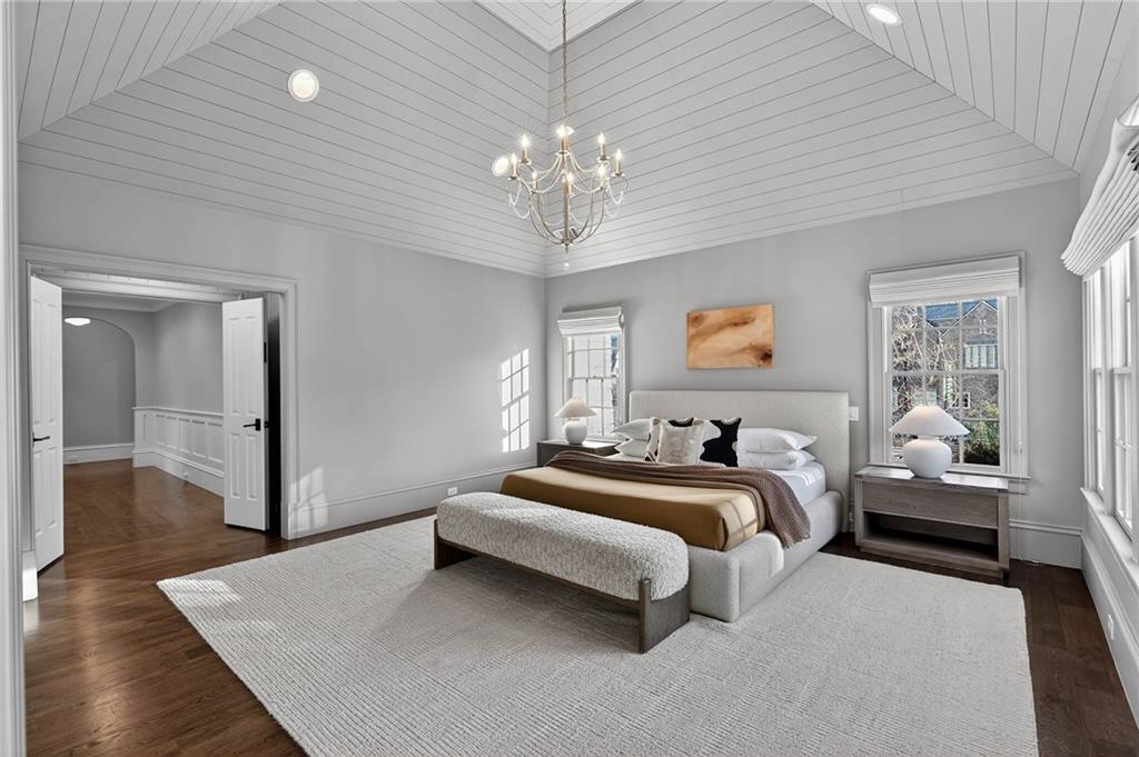 1646 Friar Tuck Road NE