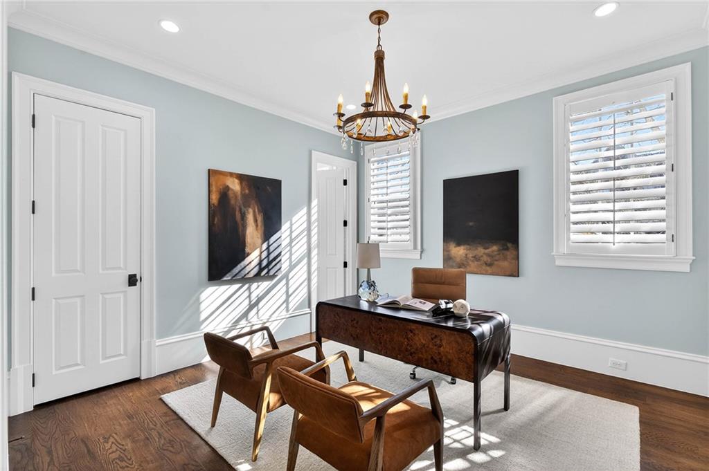 1646 Friar Tuck Road NE