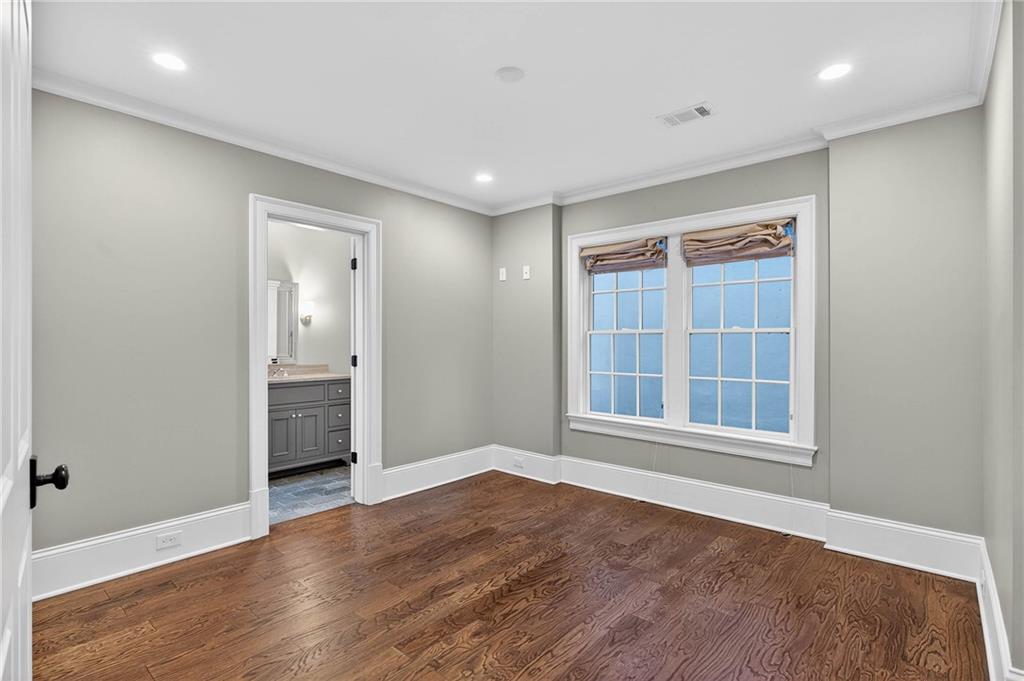 1646 Friar Tuck Road NE