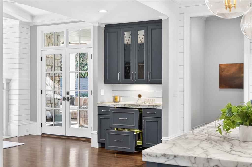 1646 Friar Tuck Road NE