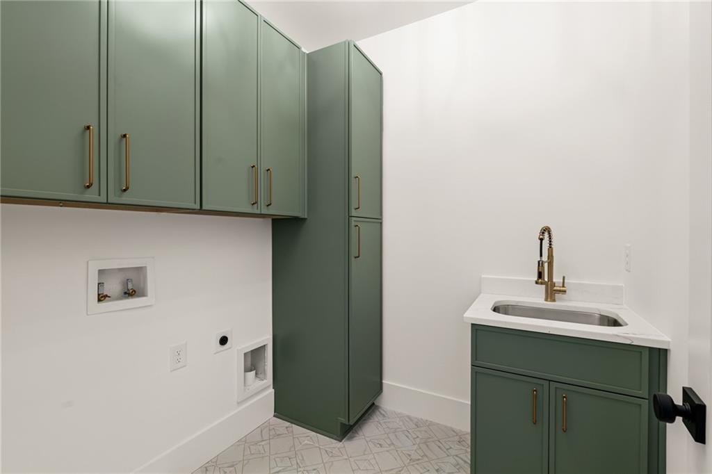 1779 Indiana Avenue NE